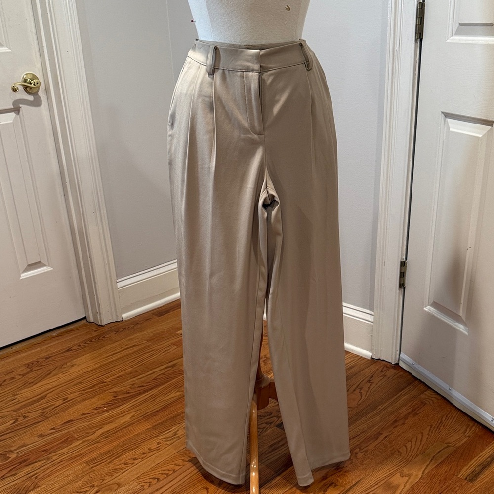 NA-KD Tan Pleated Trousers 34